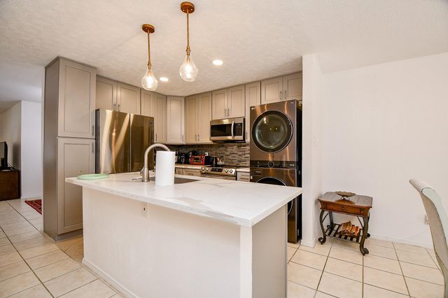 12633 Memorial Drive 114, Houston, TX 77024