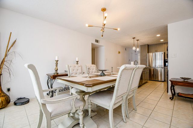 12633 Memorial Drive 114, Houston, TX 77024