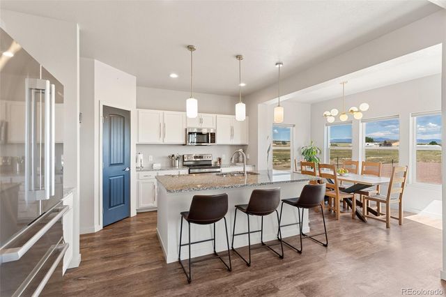 981 E Blackstone Drive, Pueblo, CO 81007