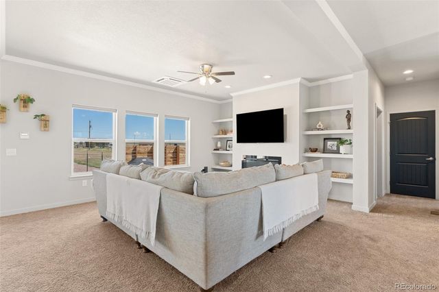 981 E Blackstone Drive, Pueblo, CO 81007