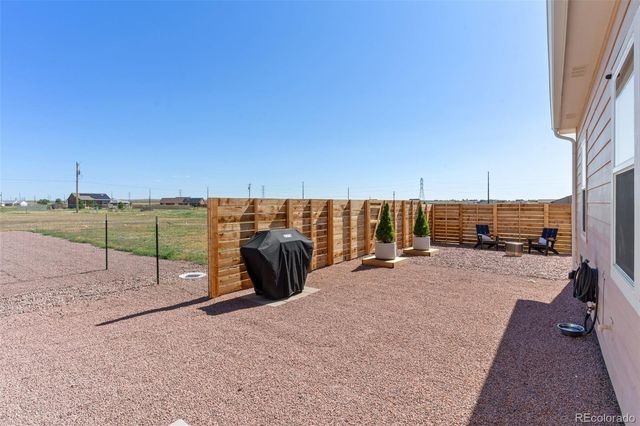981 E Blackstone Drive, Pueblo, CO 81007