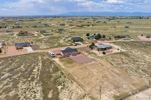 981 E Blackstone Drive, Pueblo, CO 81007