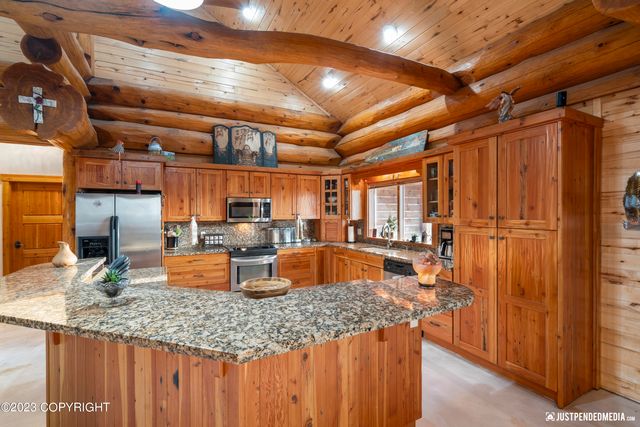 11118 S Knik Goose Bay Road, Wasilla, AK 99623