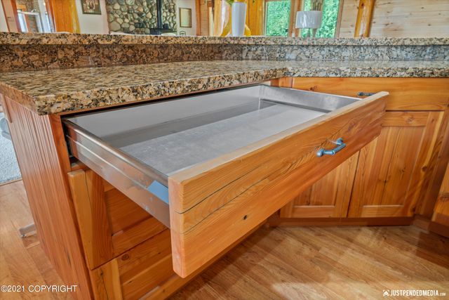 11118 S Knik Goose Bay Road, Wasilla, AK 99623