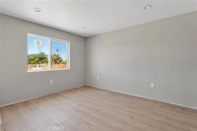 15025 Olive St, Hesperia, CA 92345