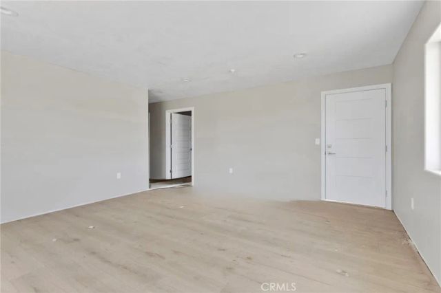 15025 Olive St, Hesperia, CA 92345