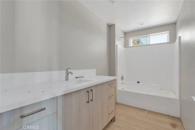15025 Olive St, Hesperia, CA 92345
