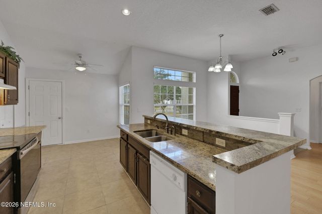 12176 MANTLE Drive, Jacksonville, FL 32224