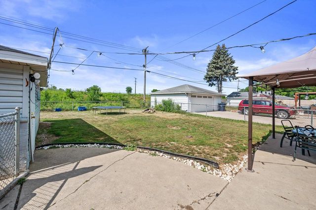 6559 W Spokane STREET, Milwaukee, WI 53223