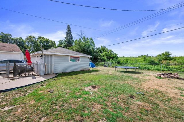6559 W Spokane STREET, Milwaukee, WI 53223