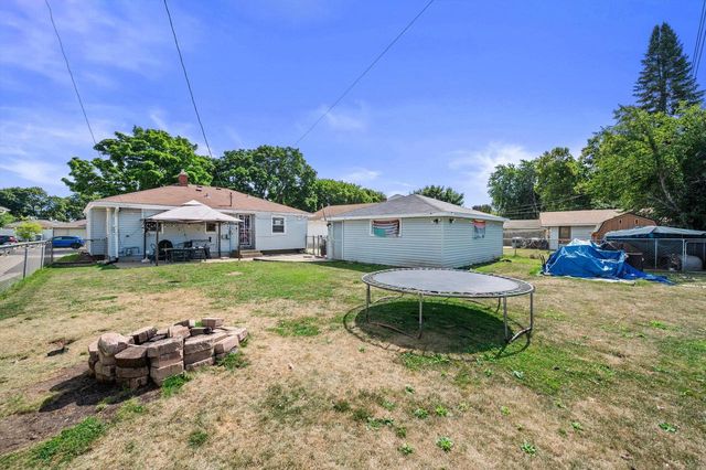 6559 W Spokane STREET, Milwaukee, WI 53223