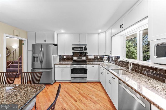 275 BARWYNNE RD, Wynnewood, PA 19096