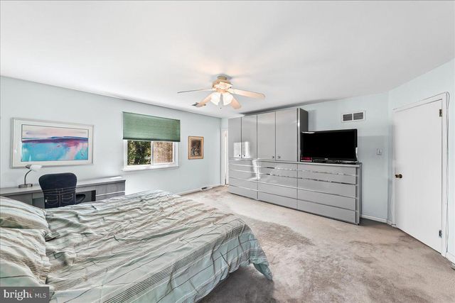 275 BARWYNNE RD, Wynnewood, PA 19096