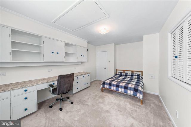 275 BARWYNNE RD, Wynnewood, PA 19096