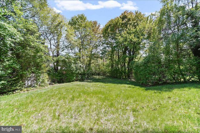 275 BARWYNNE RD, Wynnewood, PA 19096