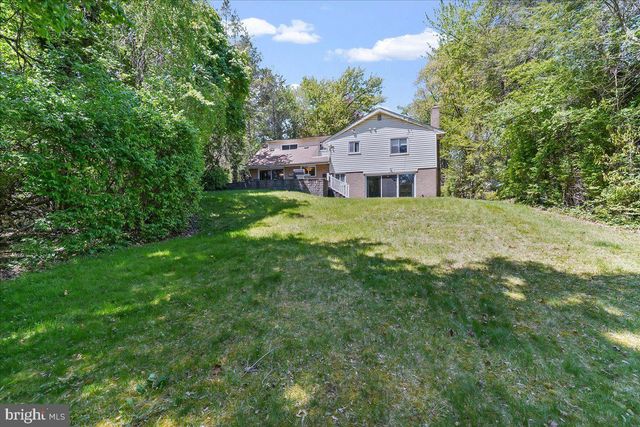 275 BARWYNNE RD, Wynnewood, PA 19096