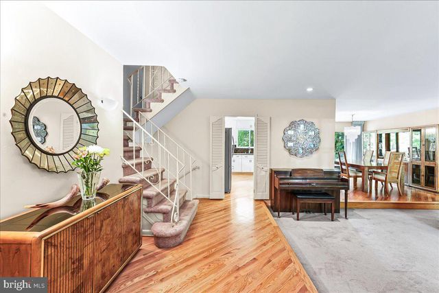 275 BARWYNNE RD, Wynnewood, PA 19096