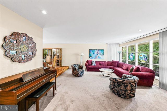 275 BARWYNNE RD, Wynnewood, PA 19096