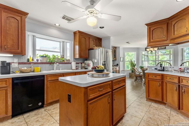 1434 Whispering Water, Spring Branch, TX 78070