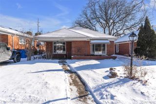 7302 Nightingale Street, Dearborn Heights, MI 48127