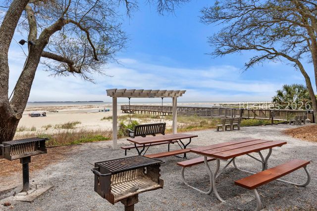 239 Beach City Rd Apt 2310, Hilton Head Island, SC 29926