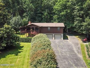 3188 Wears Drive, Sevierville, TN 37862