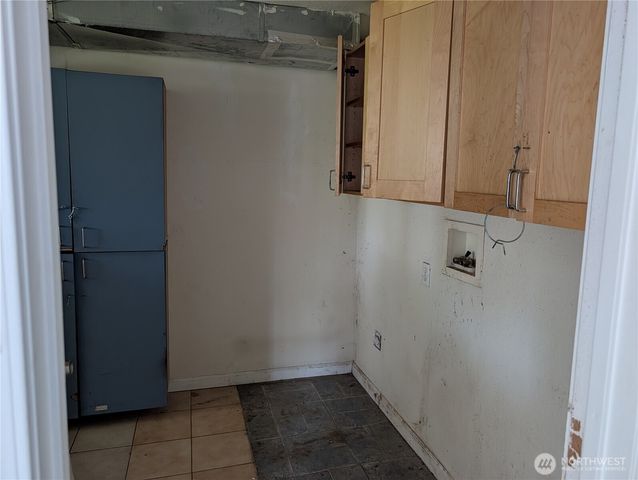 1216 E 60th, Tacoma, WA 98404