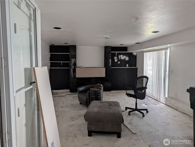 1216 E 60th, Tacoma, WA 98404