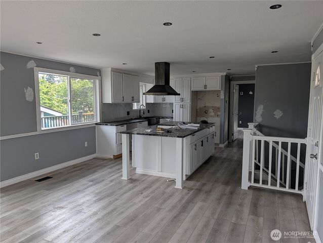 1216 E 60th, Tacoma, WA 98404