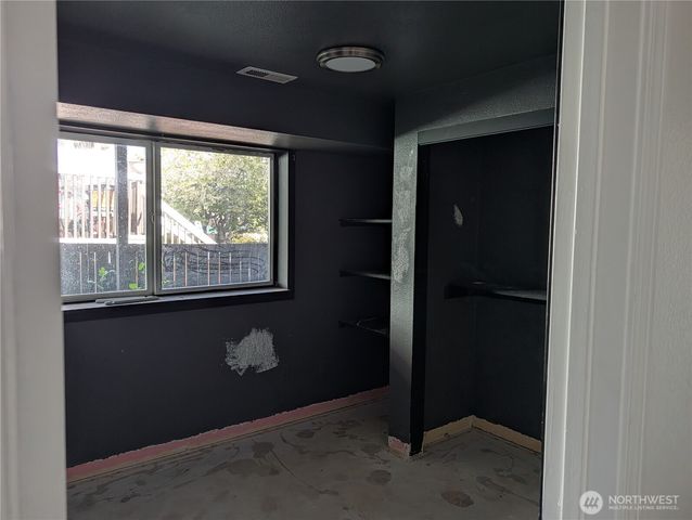 1216 E 60th, Tacoma, WA 98404