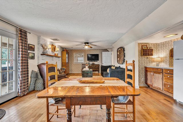 4043 Mockingbird Hill RD, Roanoke, VA 24012