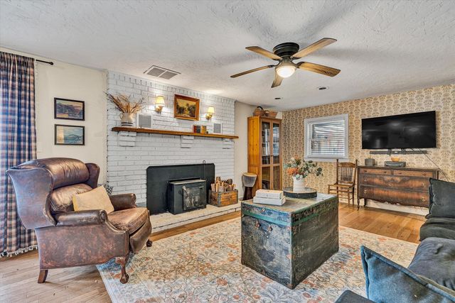 4043 Mockingbird Hill RD, Roanoke, VA 24012