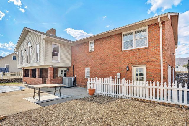 4043 Mockingbird Hill RD, Roanoke, VA 24012