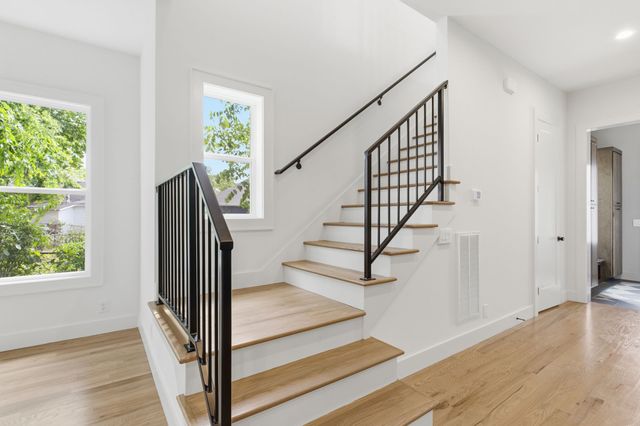 1703B Jeans Ct, Nashville, TN 37216