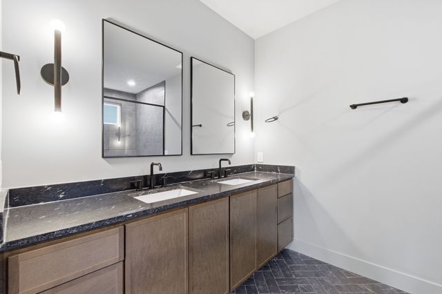 1703B Jeans Ct, Nashville, TN 37216