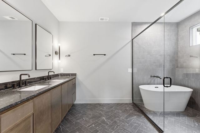 1703B Jeans Ct, Nashville, TN 37216