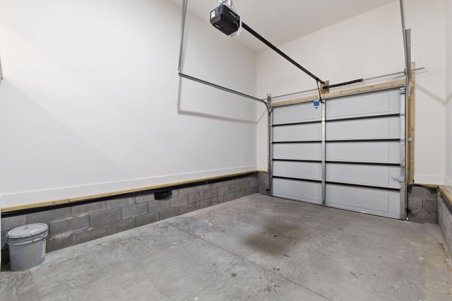 1703B Jeans Ct, Nashville, TN 37216