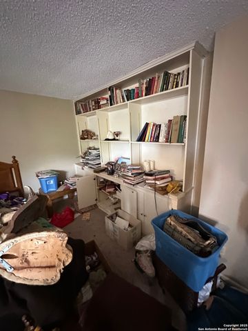 11818 BUTTON WILLOW CV, San Antonio, TX 78213