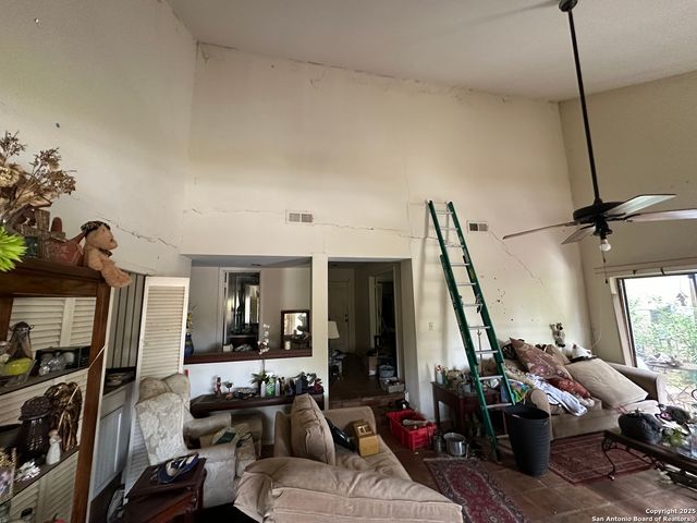 11818 BUTTON WILLOW CV, San Antonio, TX 78213