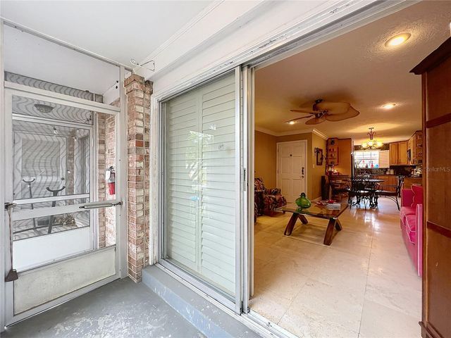 4212 LAKE UNDERHILL ROAD 5D11, Orlando, FL 32803