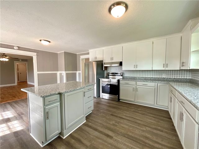 187 Lin Ollie Lane, Westminster, SC 29693