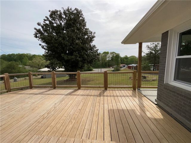 187 Lin Ollie Lane, Westminster, SC 29693
