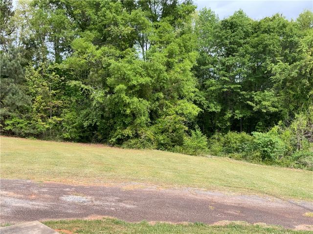 187 Lin Ollie Lane, Westminster, SC 29693