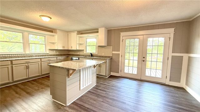 187 Lin Ollie Lane, Westminster, SC 29693