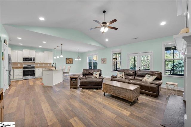 40 Glen Springs Road, Travelers Rest, SC 29690