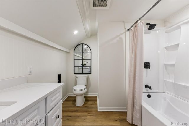 1808 W 12 Mile Road, Royal Oak, MI 48073