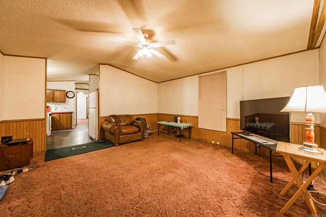 100 Simmons Road, Leola, AR 72084