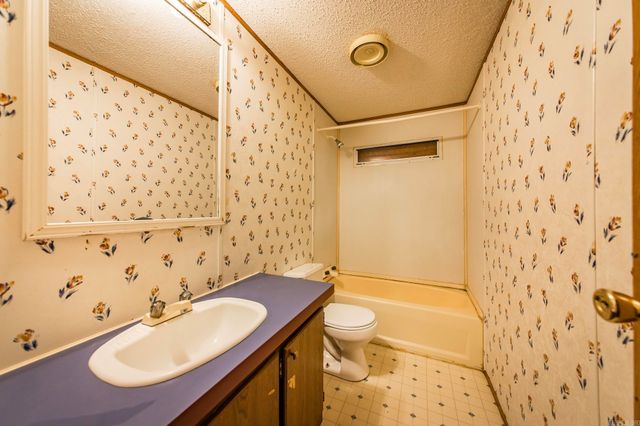 100 Simmons Road, Leola, AR 72084