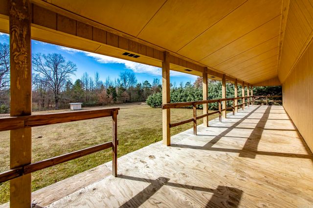 100 Simmons Road, Leola, AR 72084