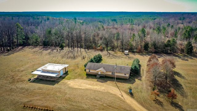 100 Simmons Road, Leola, AR 72084